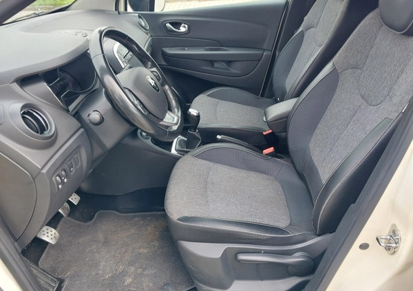Renault Captur cena 47900 przebieg: 77000, rok produkcji 2018 z Poznań małe 137